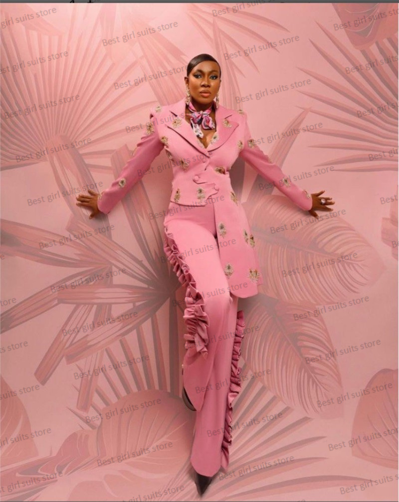 Women'S Formal Wear Wedding Guest - ชุดสูทเบลเซอร์ + กางเกงผู้ชายขาสามส่วน2ชิ้นสำหรับงานแต่งงานสีชมพูเสื้อโค้ทลูกปัดชุดงานพรอมสำหรับแขกทางการ
